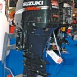 Muskelspiele: 2007 präsentierte Suzuki auf der Düsseldorfer Bootsmesse seinen 300 PS starken Motor.