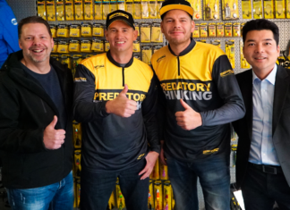 Von links nach rechts: Verkaufsleiter Markus Brill Heck, Pierre Johnen, Daniel Kaldowski und SPRO-Geschäftsführer Yoshitaka Yamaguchi