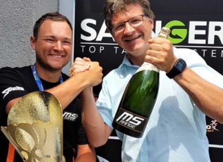 Bei der Sänger-Marke "MS Range" gab es Champagner zum Sieg von Felix Scheuermann (links).