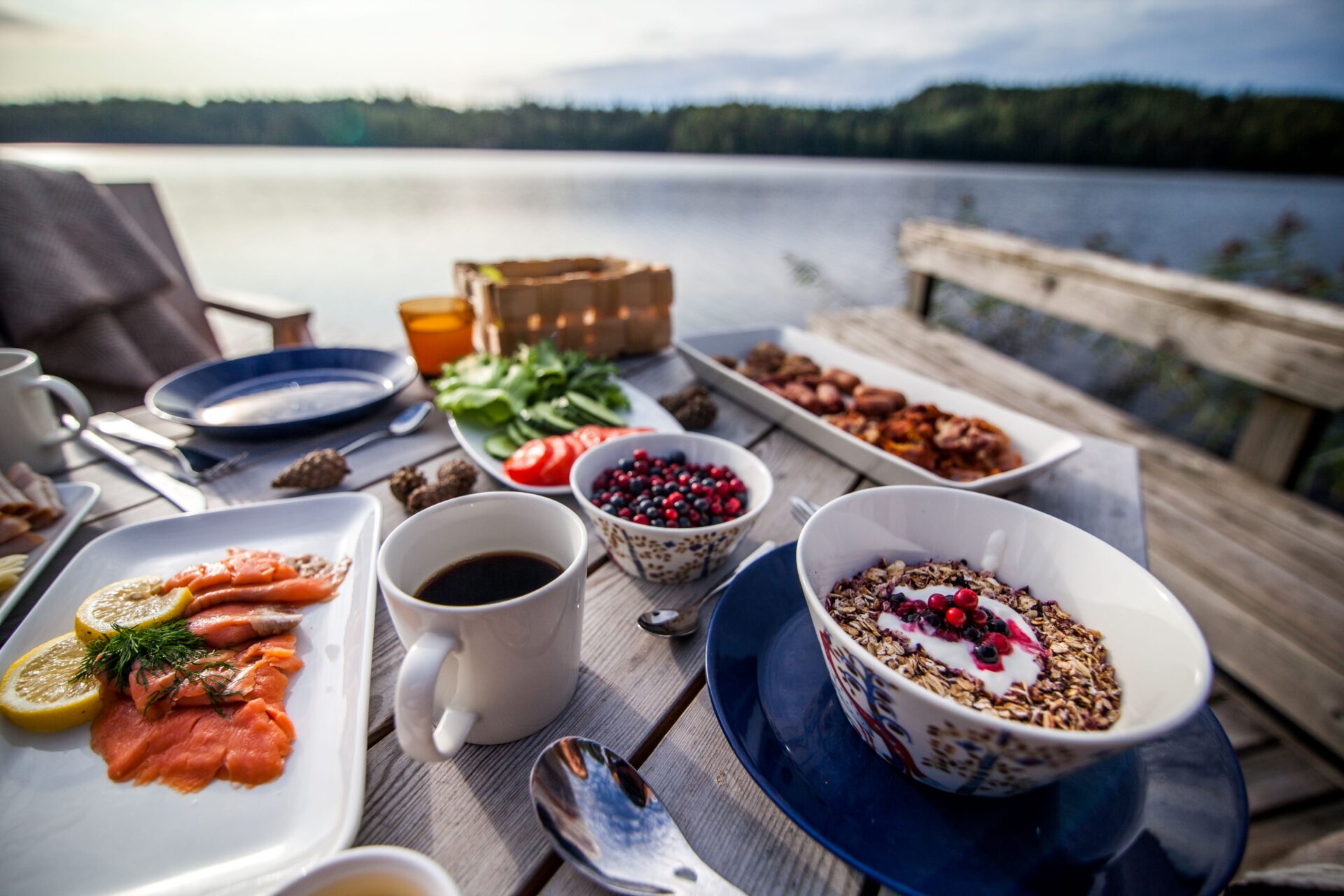 Zu einem guten Frühstück gehört in Finnland auch stets Fisch dazu. Bild: VisitSaimaa