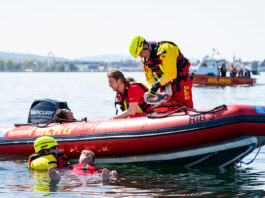 DLRG im Einsatz: Gerade auch beim Bootsangeln sollten Sicherheitshinweise beachtet werden. Foto: Daniel-André Reinelt/DLRG