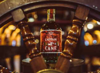Die samtig süße Rum-Spezialität „Captain Cane“ soll an die Schiffskatzen-Tradition früherer Seefahrer erinnern. Bild: Kirsch Import