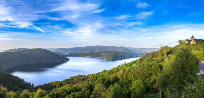 Auch der Edersee in Hessen steht noch zur Wahl als Naturwunder 2024. Bild: Heinrich Kowalski