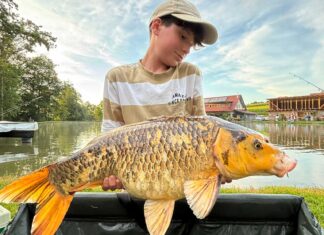 An der malerischen Teichanlage zeigten sich die Fische in bester Beißlaune. Bilder: Veranstalter