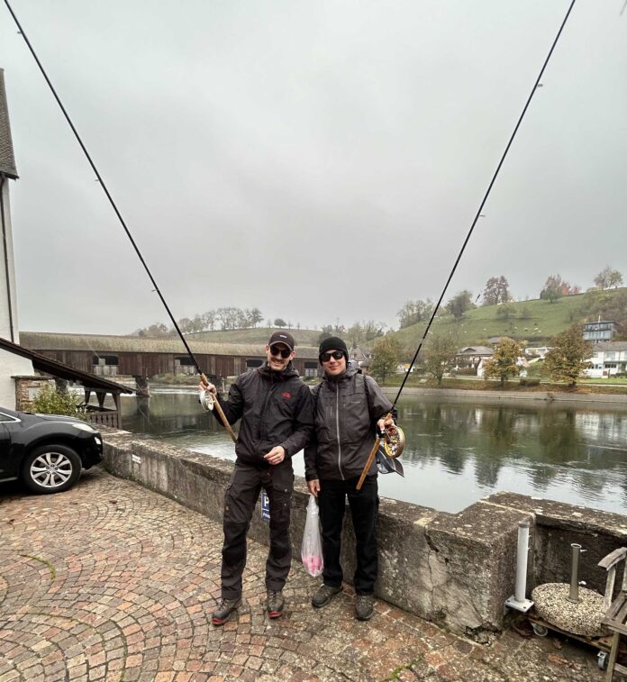 Gefischt auf die Döbel wurde mit Zapfen (Pose) und Laufrolle.