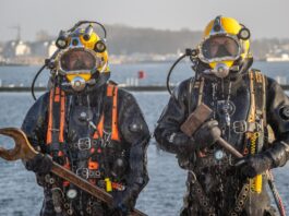 Bergen alles, auch Geisternetze: Die Tauchprofis von Baltic Diver Germany. Bild: oeoo/Eyk-Uwe Pap/Baltic Diver Germany