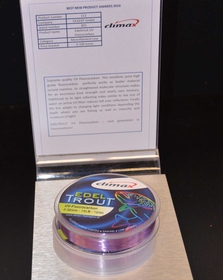 Best Monofilament Line: Climax Edeltrout UV-Fluorocarbon, die Farbe der Schnur changiert bei wechselnden Lichtverhaeltnissen. Bild: Arndt Bünting